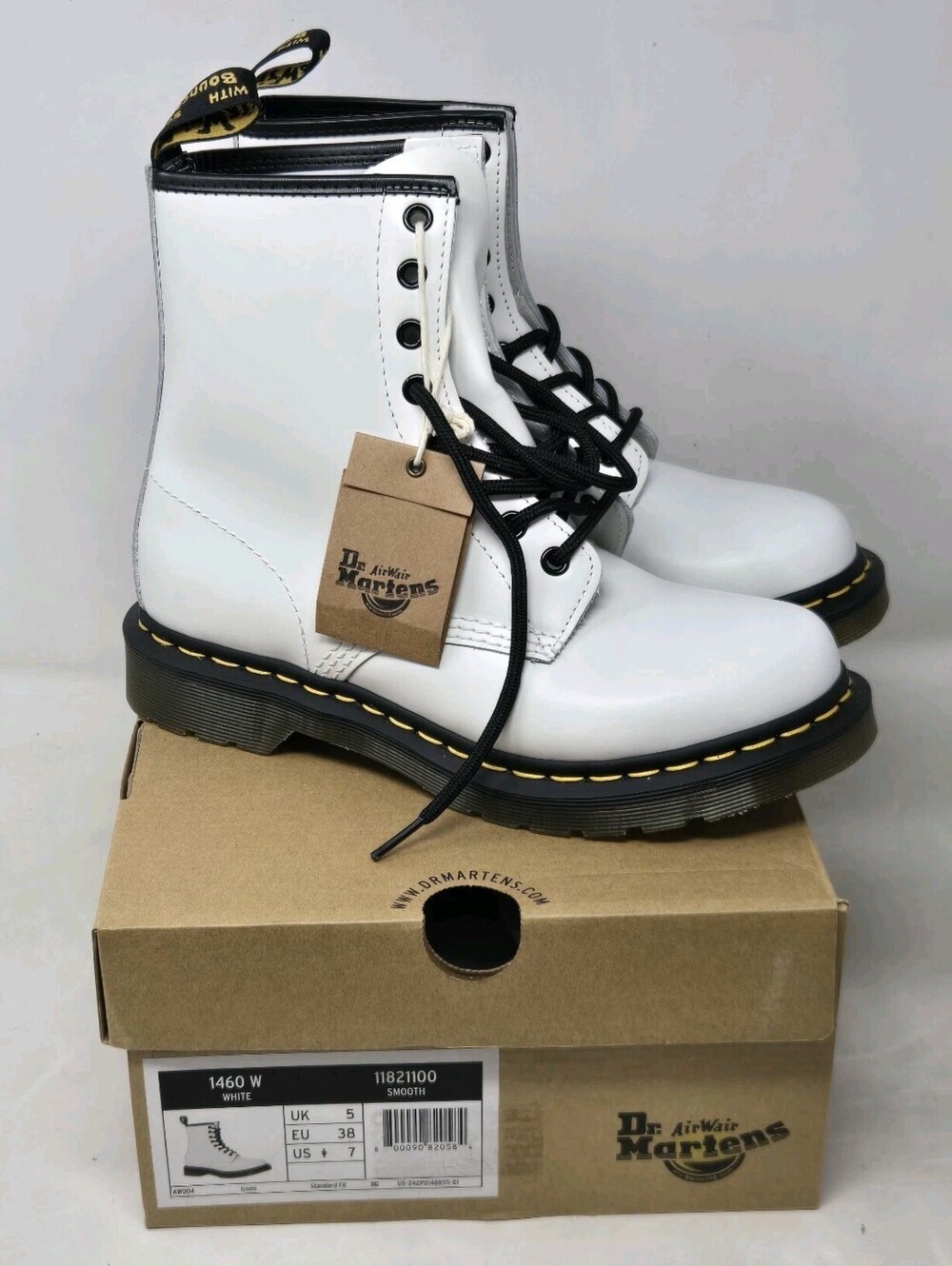 Dr Martens 1460W White Smooth Leather 8 Eye Lace Up Combat Boots Womens Size 7
